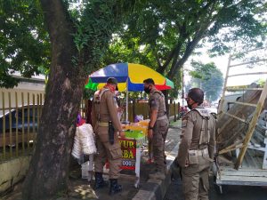 Patroli dan Penertiban Sat Pol PP Kota Metro