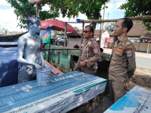 Penertiban Terhadap Manusia Silver