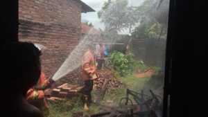 Kebakaran Rumah
