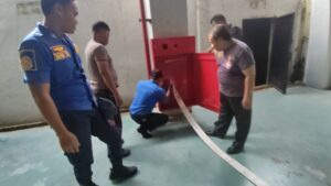 Simulasi dan Pelatihan Penanganan Kebakaran Menggunakan Hydrant