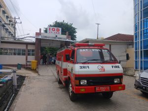 Membantu Anak yang Pingsan di bawa ke RSUD Jendral Ahmad Yani