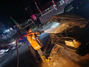 Kebakaran Mobil